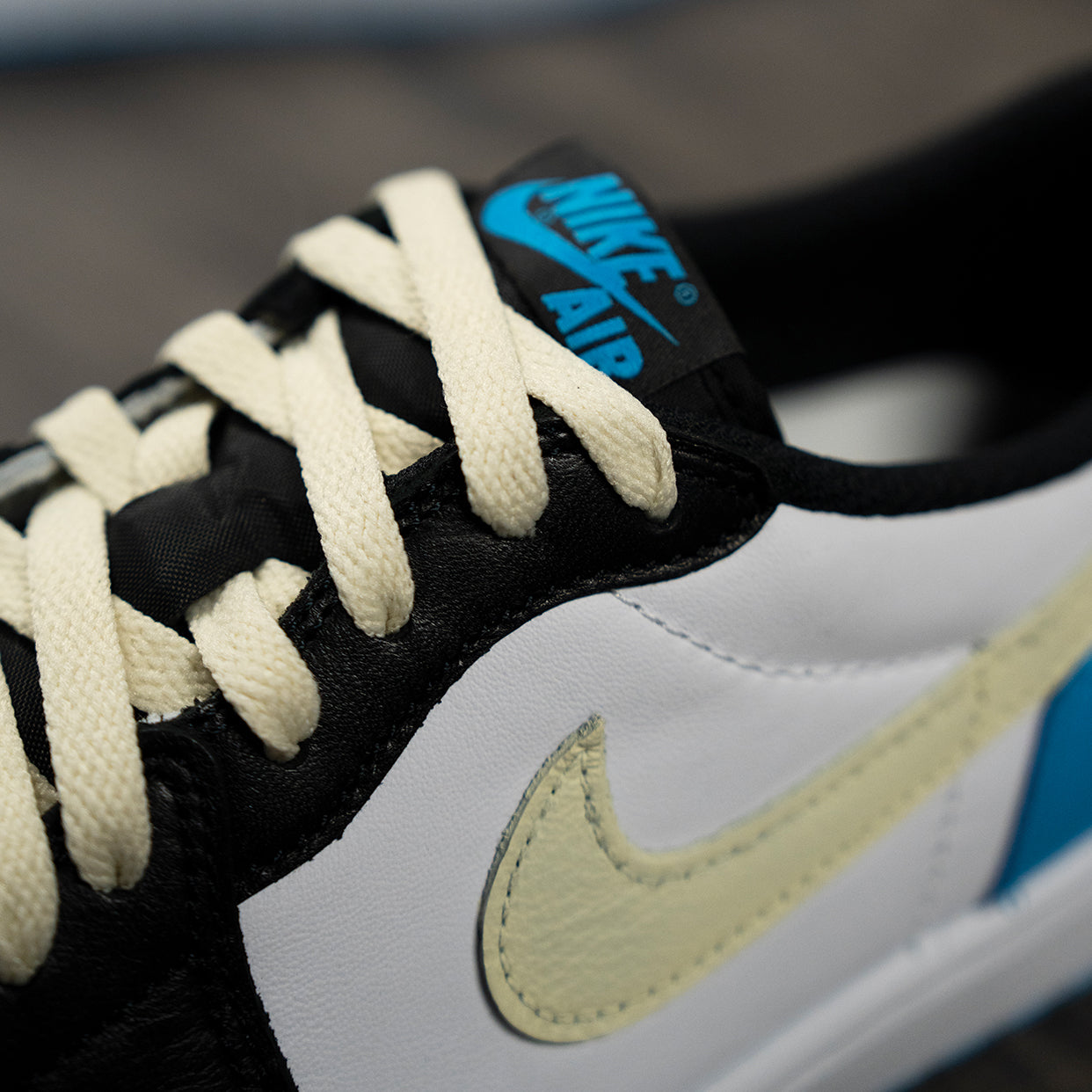 "UNC CREAM" CUSTOM JORDAN 1 RETRO LOW