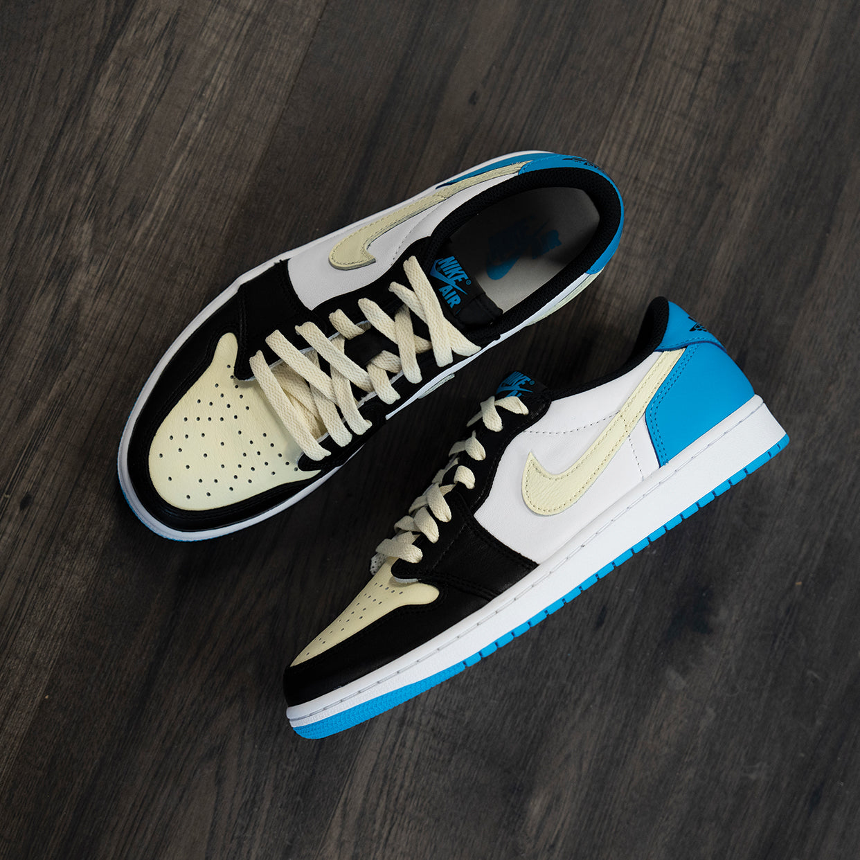 "UNC CREAM" CUSTOM JORDAN 1 RETRO LOW